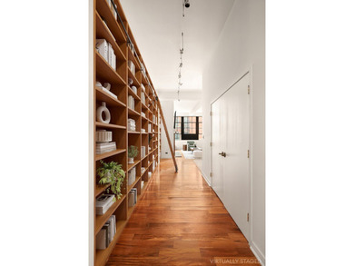 32 Morton St 2C - photo 7