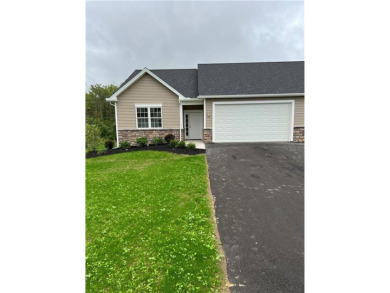 Canandaigua Lake Townhome/Townhouse For Sale in Canandaigua New York