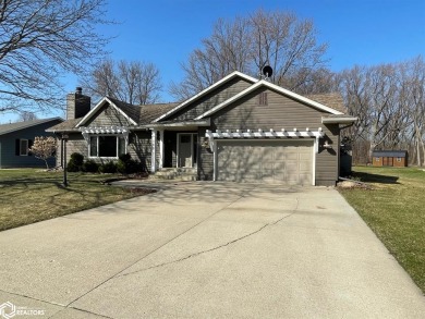 Clear Lake Home For Sale in Clear Lake Iowa