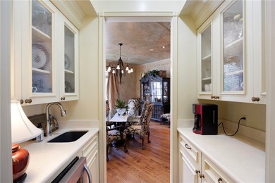 Renowned for its exclusivity and timeless stature, 1 Rimrock - photo 15