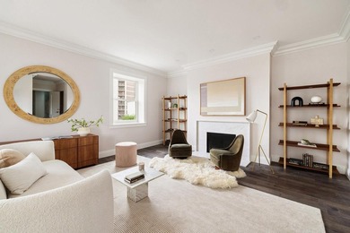 On storybook and historic Monroe Place in Brooklyn Heights - photo 15