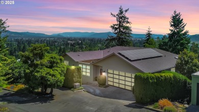 (private lake, pond, creek) Home For Sale in Springfield Oregon