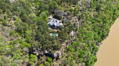 Renowned for its exclusivity and timeless stature, 1 Rimrock - photo 58