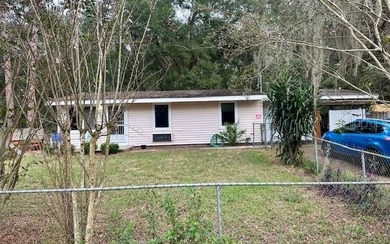 Smith Lake Home For Sale in Belleview Florida