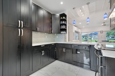 Welcome to this beautifully maintained two-story townhouse in - photo 13