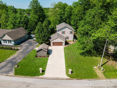 Spectacular, one of a kind Candlewood lakefront home! This - photo 4