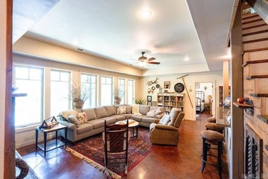 Beautiful timber frame home featuring a stunning rustic style - photo 8
