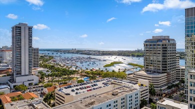 Perfectly located in the heart of West Palm Beach, this stylish - photo 1