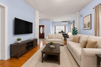 Great detached big house in the heart of Ditmars Park. Walking - photo 4
