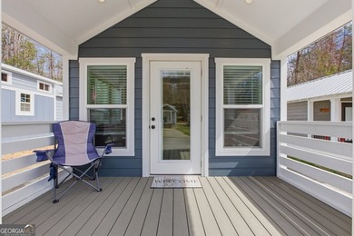 Simple living meets modern comfort in this Wayah model tiny home - photo 2