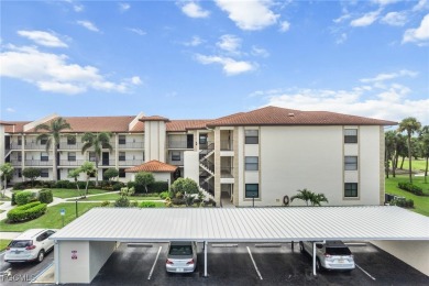 Lake Condo For Sale in Fort Myers, Florida