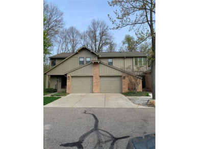 Lake Condo Sale Pending in Rochester Hills, Michigan