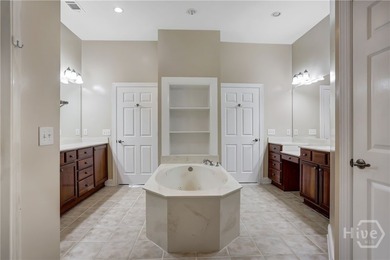 Discover effortless living in River Oaks, one of Richmond Hill's - photo 27
