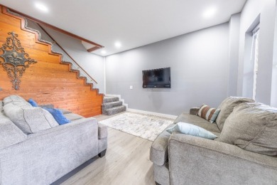 Waterfront home, Large shop and 2 Docks with ramp down the street - photo 18