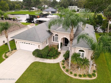 St. Johns River - Lake County Home For Sale in Astor Florida