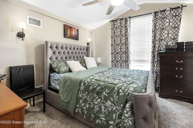 Just bring your paint colors. This recently fully renovated 3 - photo 9