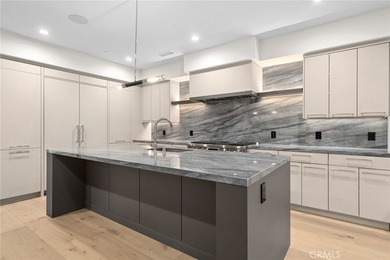 Nestled in the highly coveted Cliff Haven enclave of Newport - photo 9