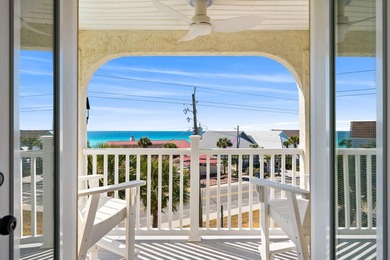 Welcome to your coastal getaway with Gulf views from every - photo 3