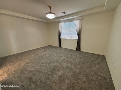 Beautiful Single story, 3 bedrooms 2.5 bath w/Den 2300 sq. ft