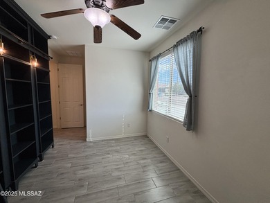 Beautiful Single story, 3 bedrooms 2.5 bath w/Den 2300 sq. ft