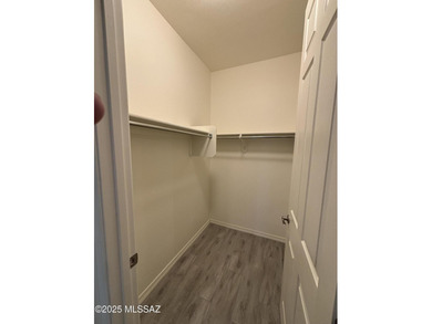 Beautiful Single story, 3 bedrooms 2.5 bath w/Den 2300 sq. ft