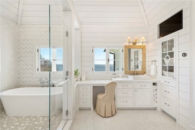 A Private 4-Acre Coastal Compound Nearly Impossible to Replicate - photo 35