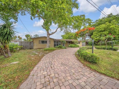 Large and Updated canal front pool home with dock on oversized - photo 3