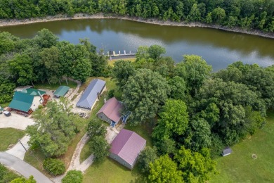 Waterfront home, Large shop and 2 Docks with ramp down the street - photo 46