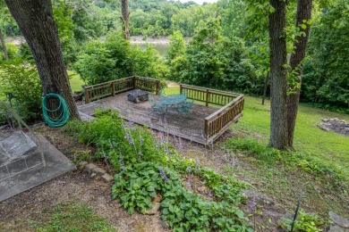 Waterfront home, Large shop and 2 Docks with ramp down the street - photo 40