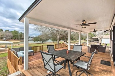 Lake Home For Sale in Frankston, Texas