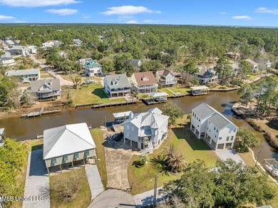 Lovely 3 bedroom, 3 bath waterfront property in Timber Ridge - photo 6