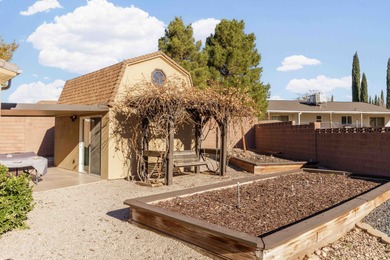 Just 20 minutes to Zion NP! This licensed, successful short-term