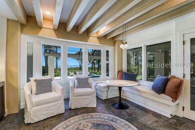 Truly an iconic landmark residence along the shores of the Port - photo 30