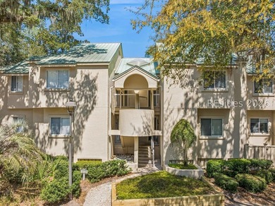 Located second row from the ocean in Palmetto Dunes' prestigious - photo 1