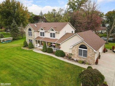 Lake Saint Clair Home For Sale in Harsens Island Michigan