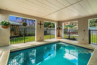 Fully renovated WPB pool home - gutted to the studs in 2017 - photo 2