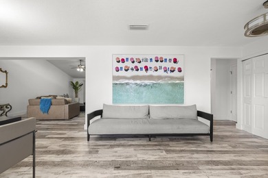 Fully renovated WPB pool home - gutted to the studs in 2017 - photo 8