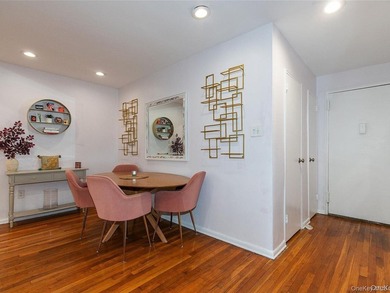 LARGE JR-4 CONVERTED TO A TRUE 2 BEDROOM! LOCATED IN THE HEART - photo 4