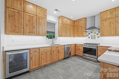 Mountain serenity meets modern comfort in this exceptional - photo 13