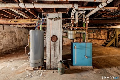 This property can be described in one word - OPPORTUNITY! First - photo 15
