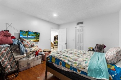 Bright 3/2 corner condo offering golf course living in Inverrary - photo 24