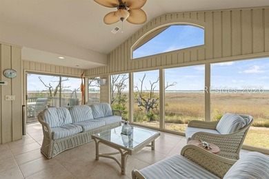 A Rare Point Comfort Peninsula Property. Tucked away on one of - photo 6