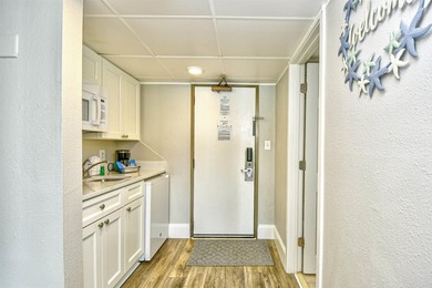 Welcome to one of Ocean Reef Resort's most coveted and rarely - photo 10