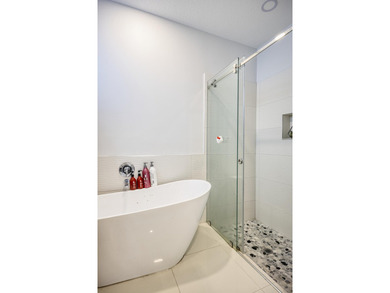 Dream Home in West Palm Beach! Welcome to 941 Fitch Dr - a - photo 17