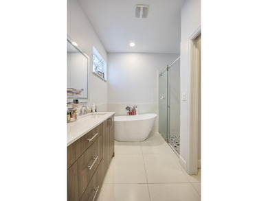 Dream Home in West Palm Beach! Welcome to 941 Fitch Dr - a - photo 18