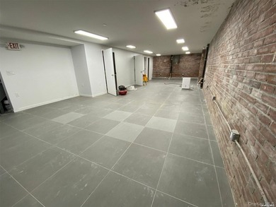 Introducing an exceptional three-story mixed-use building - photo 9