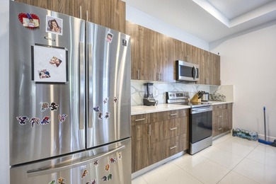 Dream Home in West Palm Beach! Welcome to 941 Fitch Dr - a - photo 22