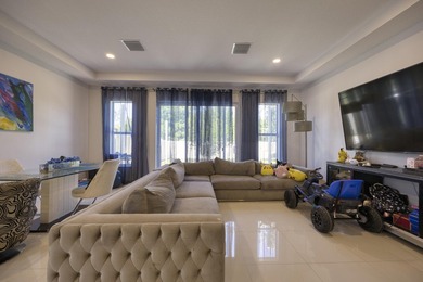 Dream Home in West Palm Beach! Welcome to 941 Fitch Dr - a - photo 26