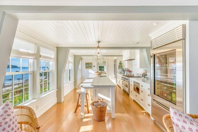 Rocky Island blends classic Cape charm with contemporary style - photo 10