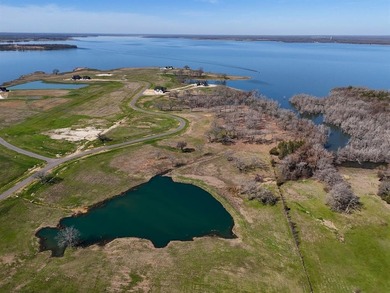 Lake Lot For Sale in Honey Grove, Texas